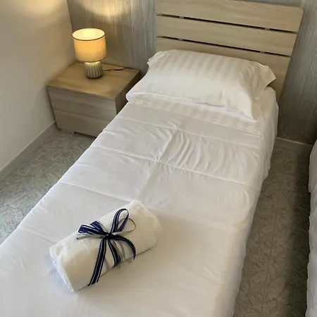Casa Vacanza Gioema Bed & Breakfast